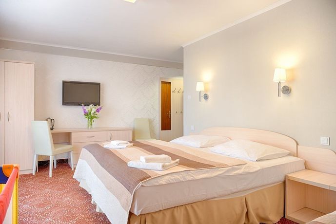 Imagen de la habitación del Hotel Dom Kuracyjny Messa. Foto 14