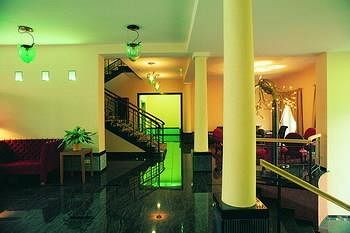 Imagen de los interiores del Hotel Dom Limburg. Foto 6