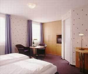 Imagen de la habitación del Hotel Dom Limburg. Foto 2