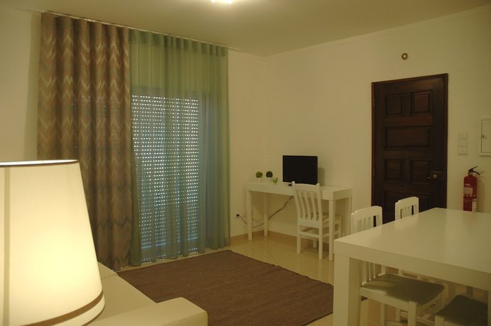 Imagen de la habitación del Hotel Dom Lourenço. Foto 17