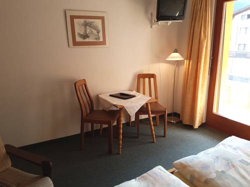 Imagen de la habitación del Hotel Dom, SAAS-GRUND. Foto 9