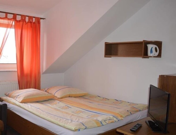Imagen de la habitación del Hotel Dom Wczasowy Barbara. Foto 8