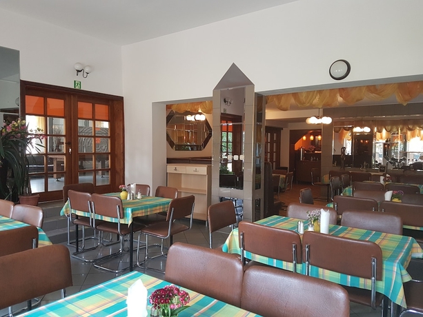 Imagen del bar/restaurante del Hotel Dom Wczasowy Barbara. Foto 2
