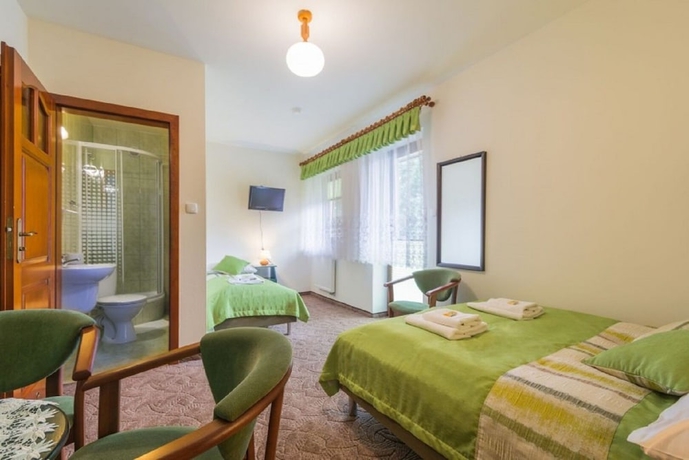 Imagen de la habitación del Hotel Dom Wczasowy Na Kamiencu. Foto 2