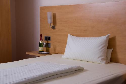 Imagen de la habitación del Hotel Dom-Hotel. Foto 7