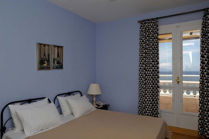 Imagen de la habitación del Hotel Doma. Foto 5