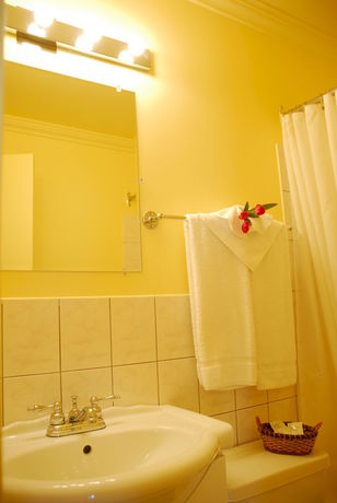 Imagen de la habitación del Hotel Domaine Belle Plage. Foto 1