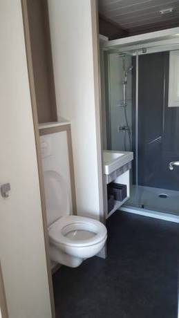 Imagen de la habitación del Hotel Domaine Chalets Larlapean. Foto 6