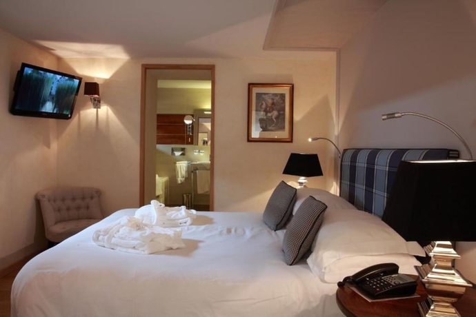 Imagen de la habitación del Hotel Domaine Chateau Du Faucon. Foto 8
