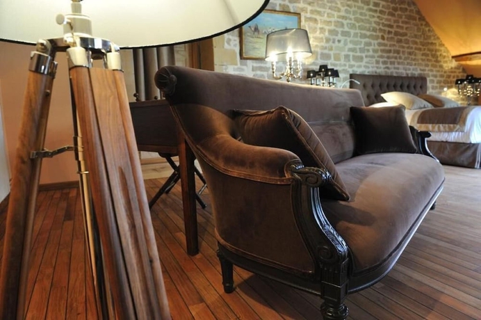 Imagen de la habitación del Hotel Domaine Chateau Du Faucon. Foto 17