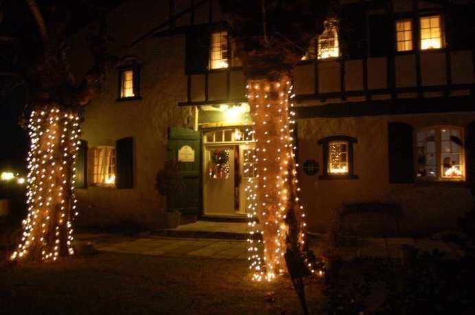 Imagen de los exteriores del Hotel Domaine De Bassilour. Foto 11