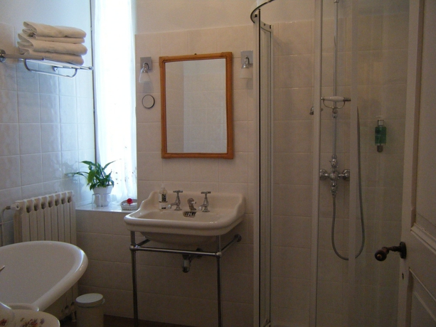 Imagen de la habitación del Hotel Domaine De Bassilour. Foto 5