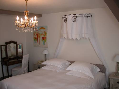 Imagen de la habitación del Hotel Domaine De Beaupré, The Originals Relais. Foto 13