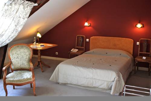 Imagen de la habitación del Hotel Domaine De Bodeuc. Foto 3