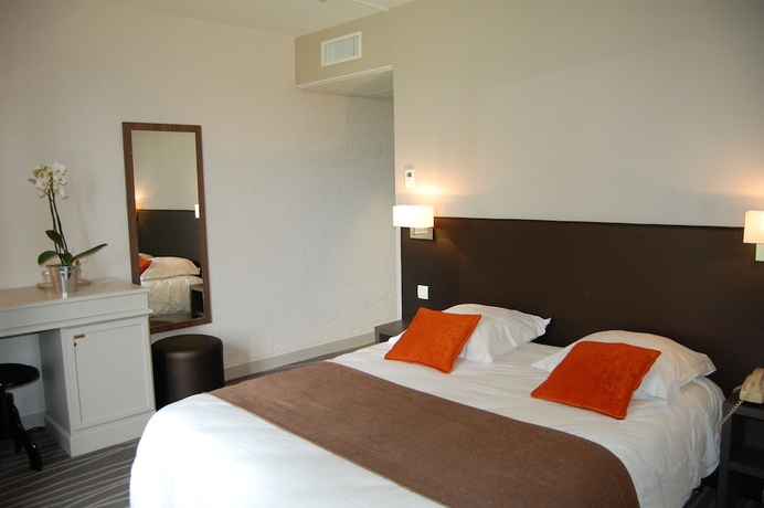 Imagen de la habitación del Hotel Domaine De Fompeyre. Foto 8