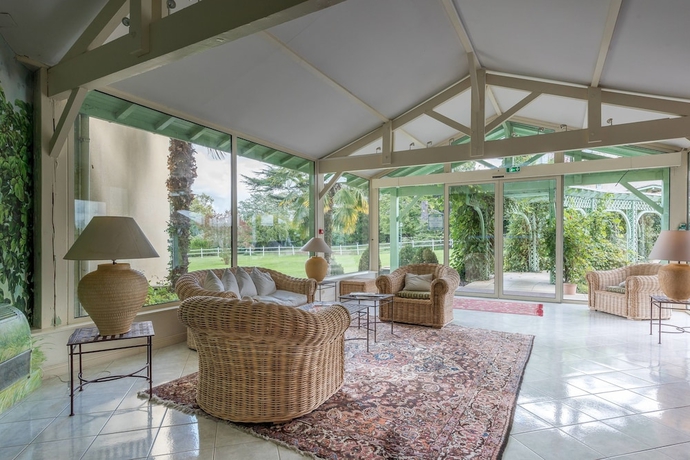 Imagen de los interiores del Hotel Domaine De Fompeyre. Foto 19