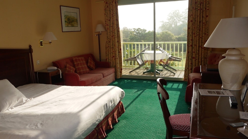 Imagen de la habitación del Hotel Domaine De Fompeyre. Foto 14