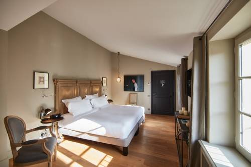 Imagen de la habitación del Hotel Domaine De Fontenille. Foto 12