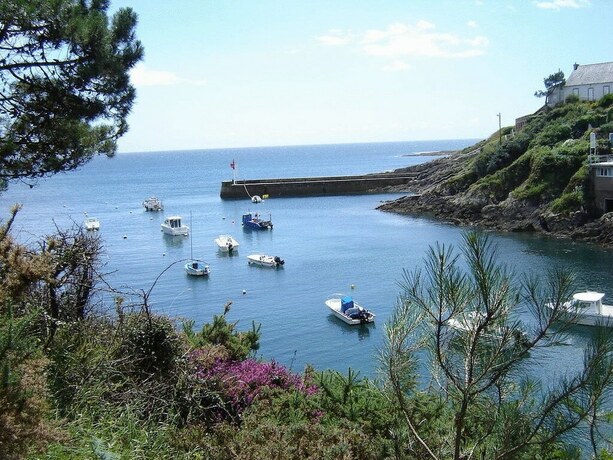 Imagen general del Hotel Domaine De Kerstinec. Foto 16