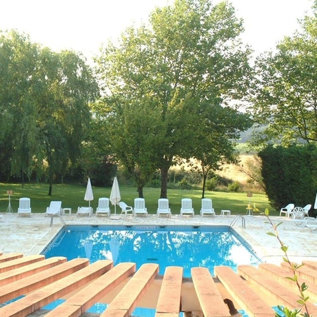 Imagen de la piscina del Hotel Domaine De La Reynaude. Foto 19