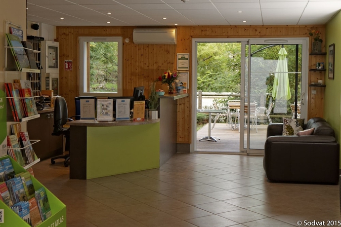 Imagen del bar/restaurante del Hotel Domaine De La Vallée D'ax. Foto 4