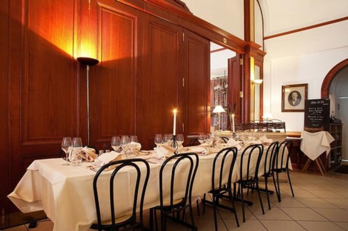 Imagen del bar/restaurante del Hotel Domaine De Rouffach. Foto 3