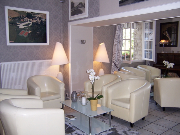 Imagen de los interiores del Hotel Domaine De Roullet. Foto 12