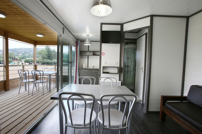 Imagen de la habitación del Hotel Domaine De Saint Est&egrave;ve. Foto 4