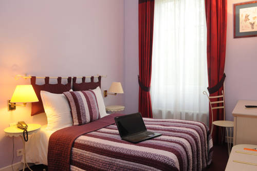 Imagen de la habitación del Hotel Domaine De Valaudran. Foto 9