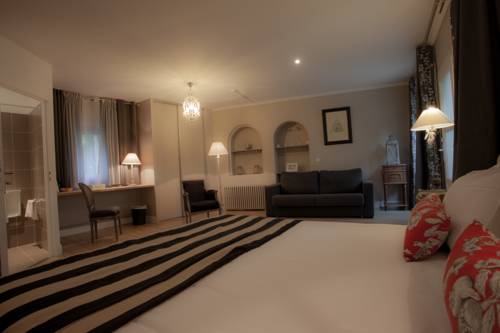 Imagen de la habitación del Hotel Domaine De Valmont. Foto 4