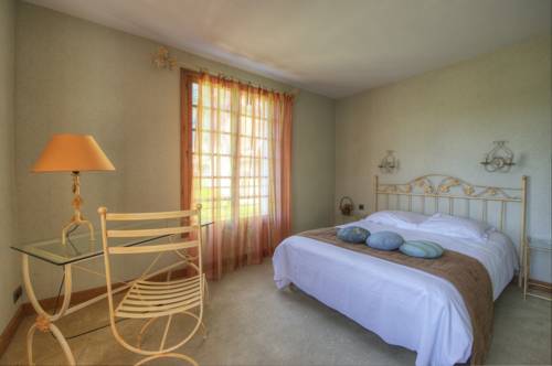 Imagen de la habitación del Hotel Domaine Des Falaises. Foto 7