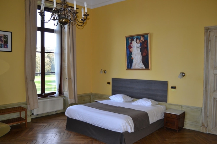 Imagen de la habitación del Hotel Domaine Du Château De La Neuville. Foto 8