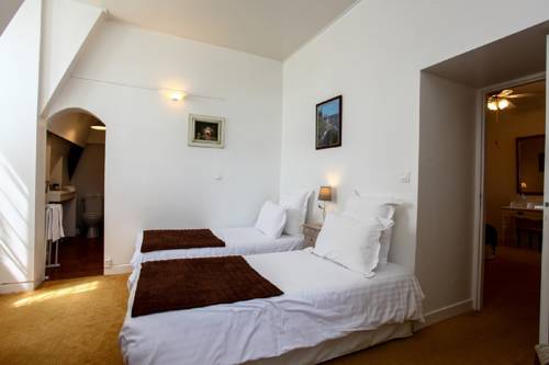 Imagen de la habitación del Hotel Domaine Du Ch&acirc;teau De Monrecour - H&ocirc;tel Et Restaur. Foto 6