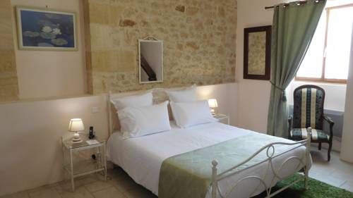 Imagen de la habitación del Hotel Domaine Du Ch&acirc;teau De Monrecour - H&ocirc;tel Et Restaur. Foto 12
