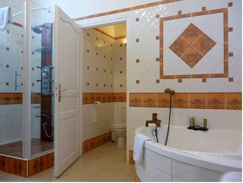 Imagen de la habitación del Hotel Domaine Du Ch&acirc;teau De Monrecour - H&ocirc;tel Et Restaur. Foto 14