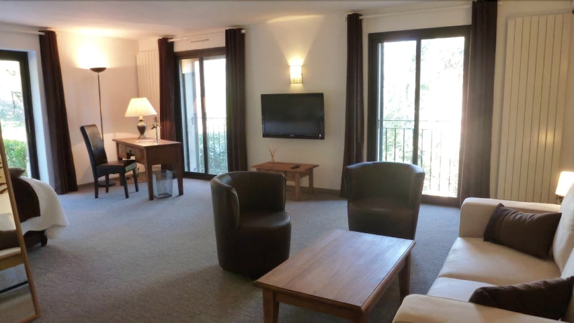 Imagen de la habitación del Hotel Domaine Du Lac. Foto 17