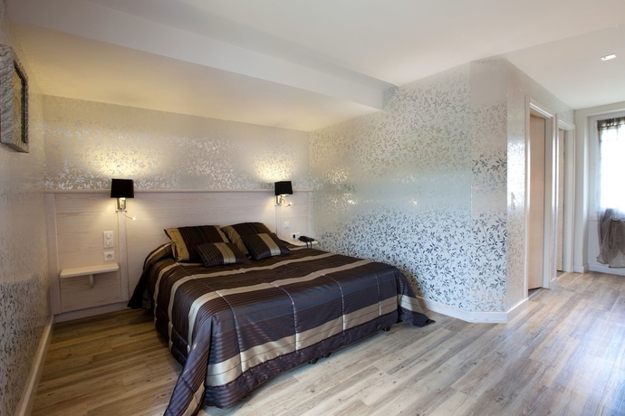 Imagen de la habitación del Hotel Domaine Du Limonay, The Originals Collection. Foto 5