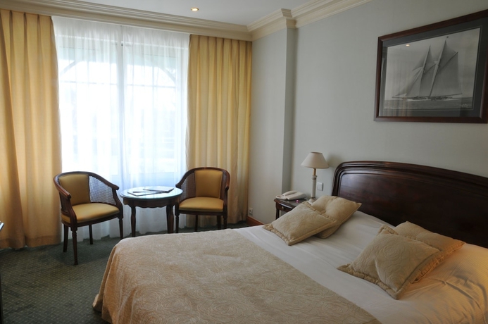 Imagen de la habitación del Hotel Domaine Du Limonay, The Originals Collection. Foto 14