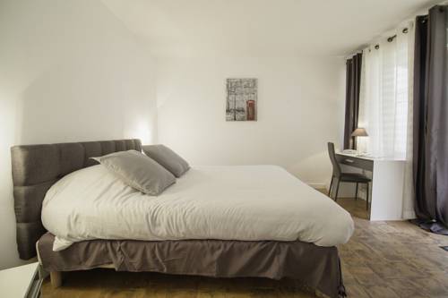 Imagen de la habitación del Hotel Domaine Du Val De Cèze. Foto 8