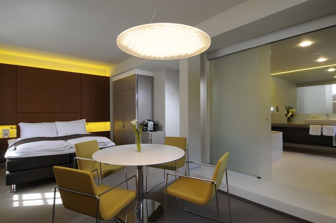 Imagen de la habitación del Hotel Domaine La Butte Aux Bois. Foto 9