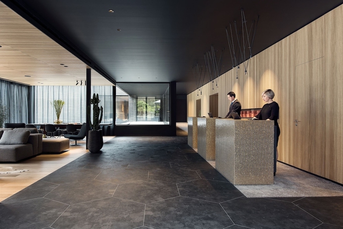 Imagen de los interiores del Hotel Domaine La Butte Aux Bois. Foto 19