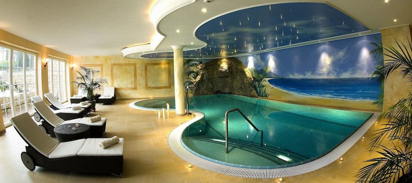 Imagen de la piscina del Hotel Domaine La Forêt. Foto 19