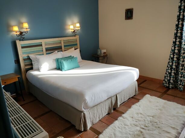 Imagen de la habitación del Hotel Domaine Le Clos des Fontaines. Foto 16