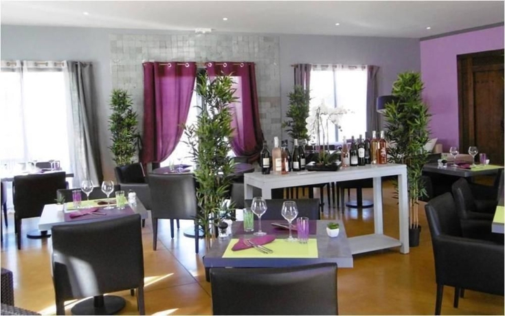 Imagen del bar/restaurante del Hotel Domaine Le Milos. Foto 3
