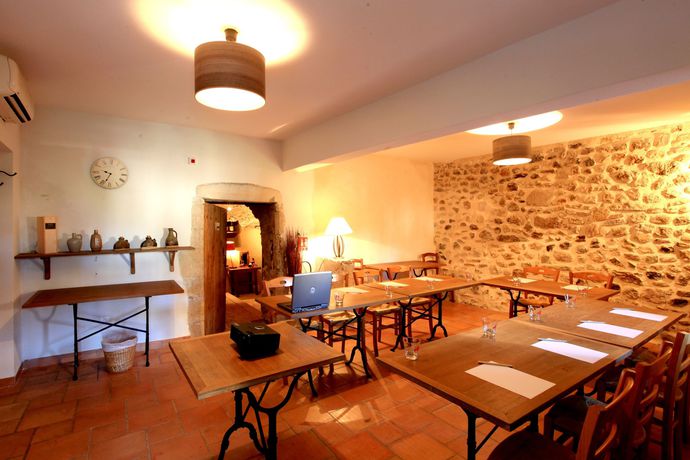 Imagen de los interiores del Hotel Domaine Les Méjeonnes. Foto 16