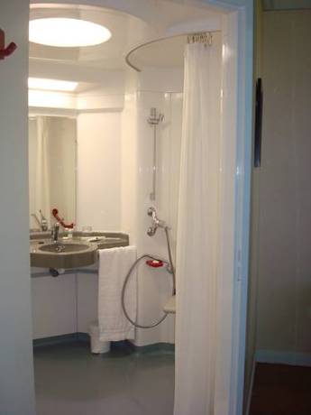 Imagen de la habitación del Hotel Domaine Lyon Saint Joseph. Foto 3