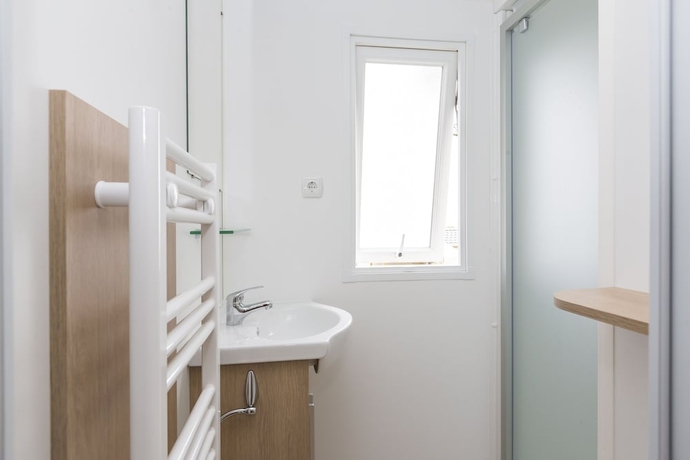 Imagen de la habitación del Hotel Domaine R&eacute;sidentiel de Plein Air Odalys Le Port de la Chaine. Foto 12