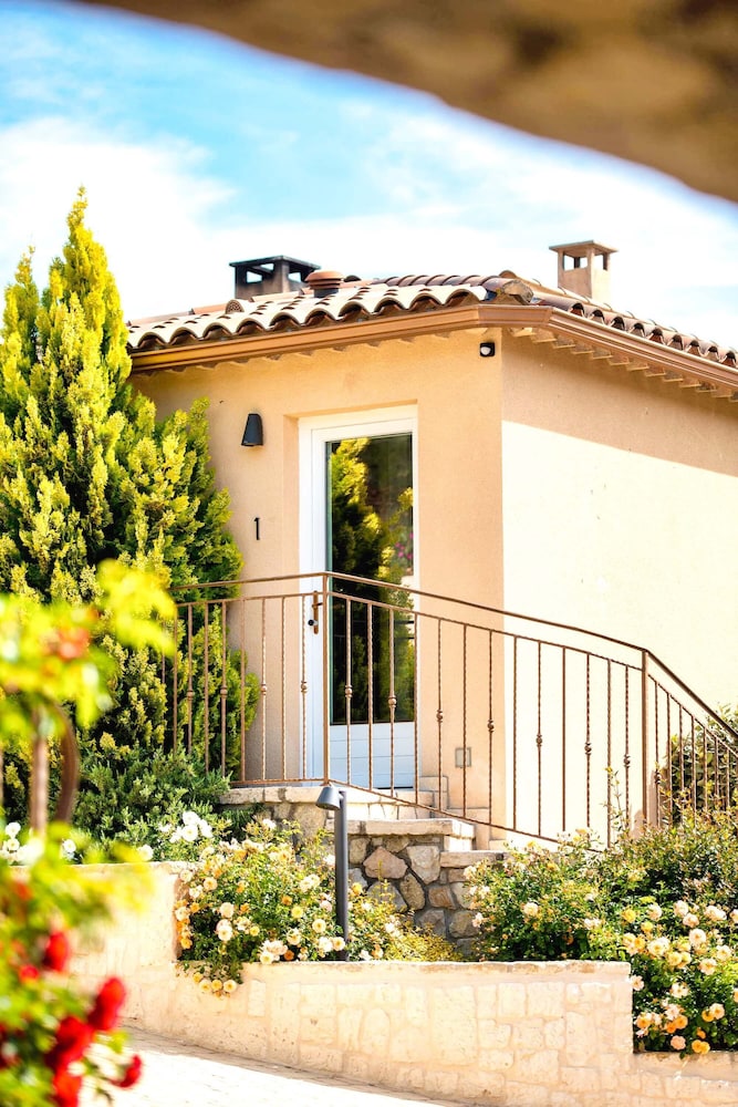 Imagen de la habitación del Hotel Domaine Ribiera, Hôtel, Spa & Golf resort. Foto 18