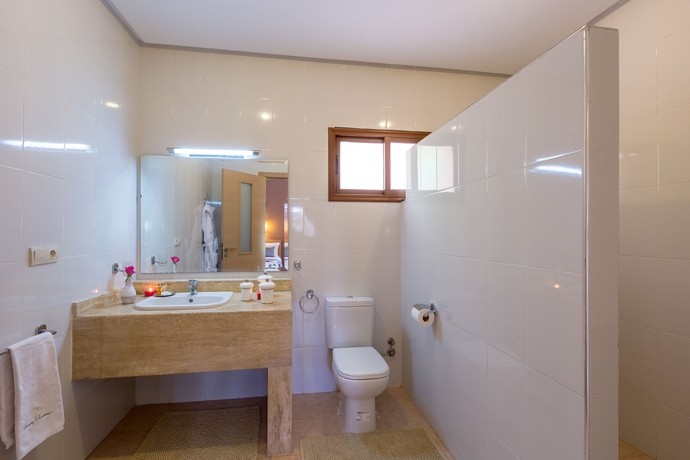 Imagen de la habitación del Hotel Domaine Rosaroum. Foto 10