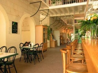 Imagen del bar/restaurante del Hotel Domaine Saint-Hilaire. Foto 3